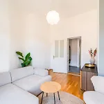 Daire Premium 2br Close To Center *