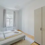 Premium 2br Close To Center Apartment *
