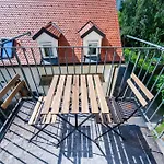 Premium 2br Close To Center
