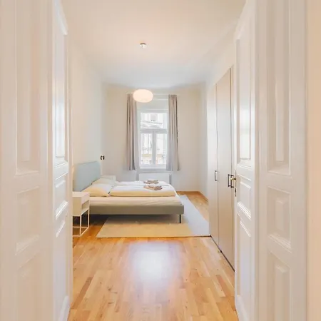Premium - Walking Distance To Center Apartment Graz