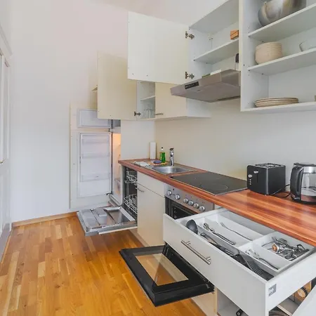 Premium 2br Close To Center * Graz