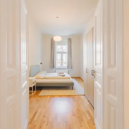 Premium 2br Close To Center 아파트 그라츠