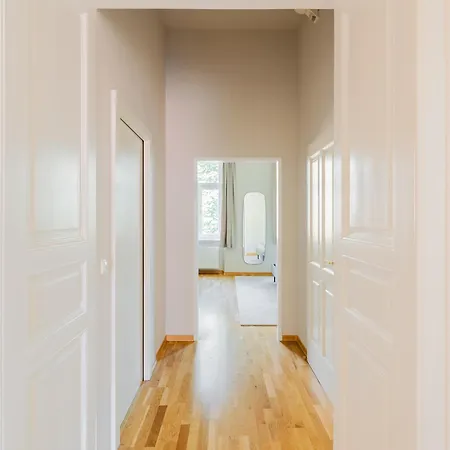 아파트 Premium 2br Close To Center