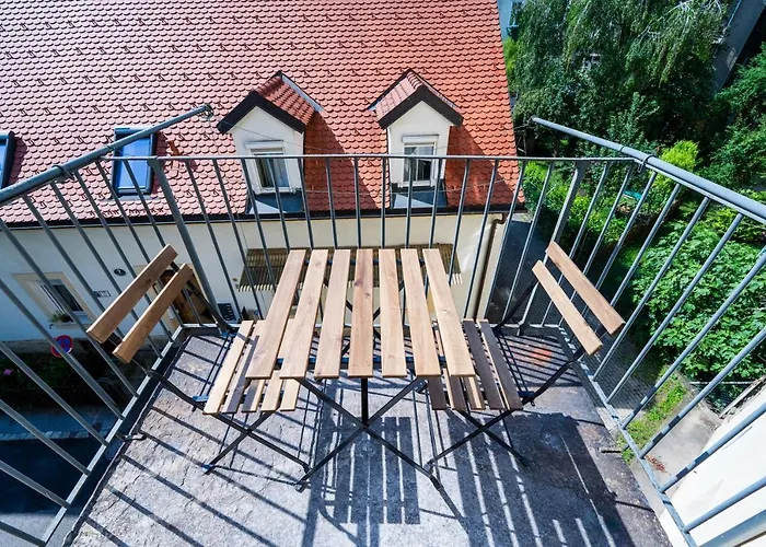 Premium - Walking Distance To Center Апартаменти