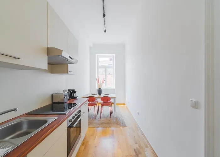 Premium - Walking Distance To Center Апартаменти Грац